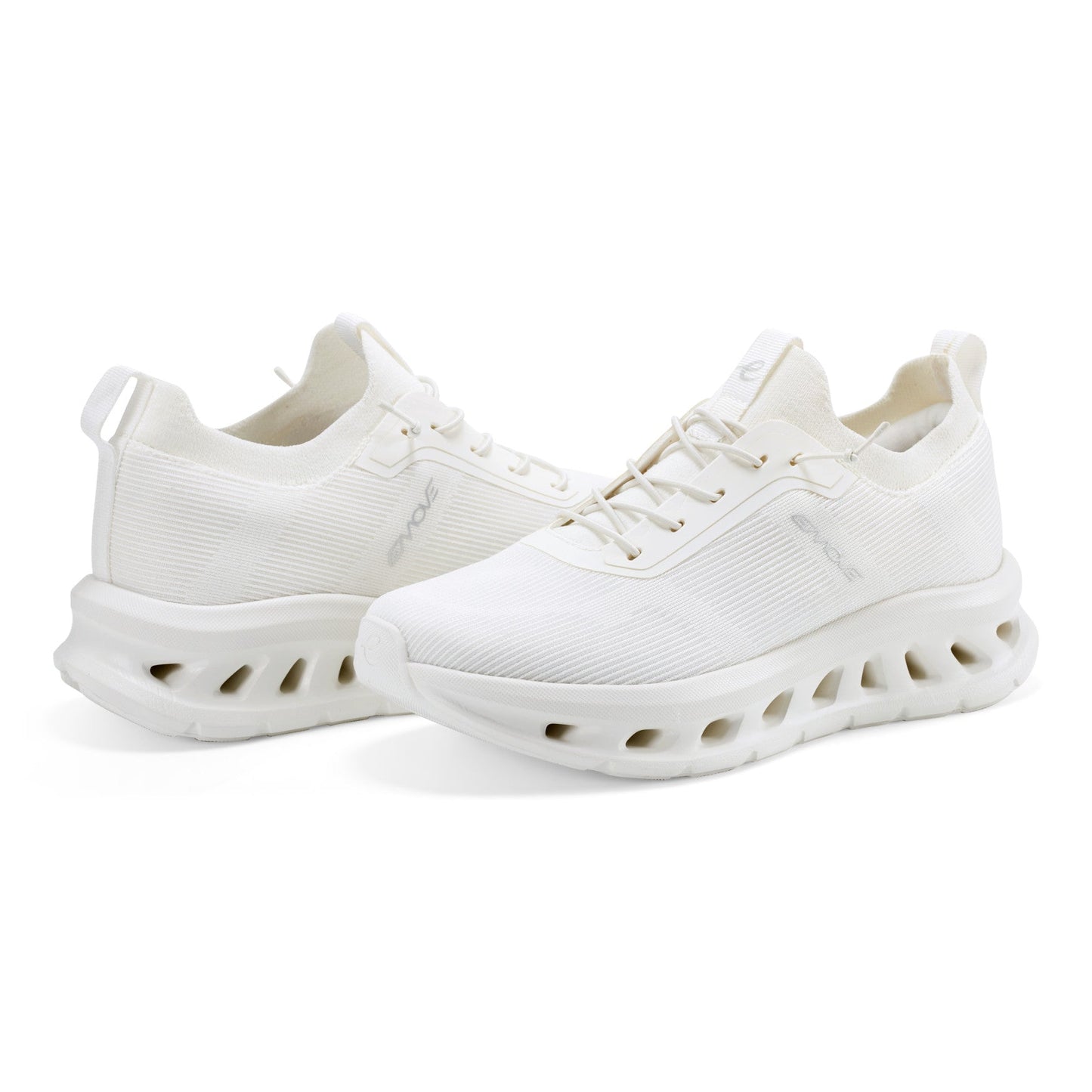 Easy Spirit Denise Austin Reese EMOVE Sneakers - White