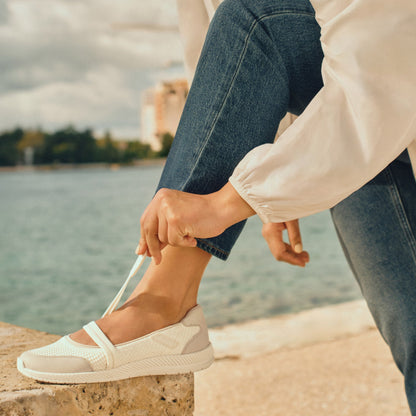 Easy Spirit Gwynn Mary Jane Walking Shoes - Ivory
