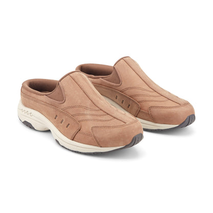 Easy Spirit Traveltime Clogs - Medium Natural Leather