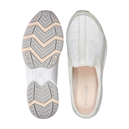 Easy Spirit Traveltime Clogs - White Sparkle