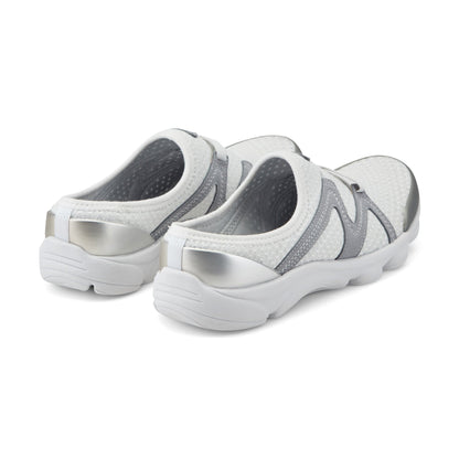 Easy Spirit Riptide Clogs - White Fabric