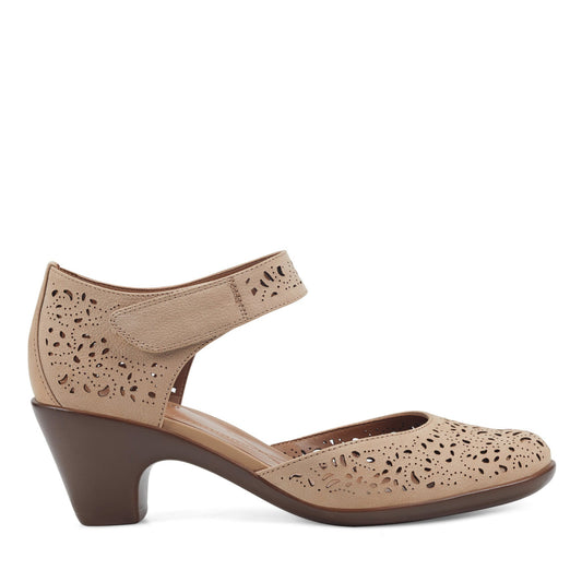 Easy Spirit Cindie Mary Jane Heels - Biscuit