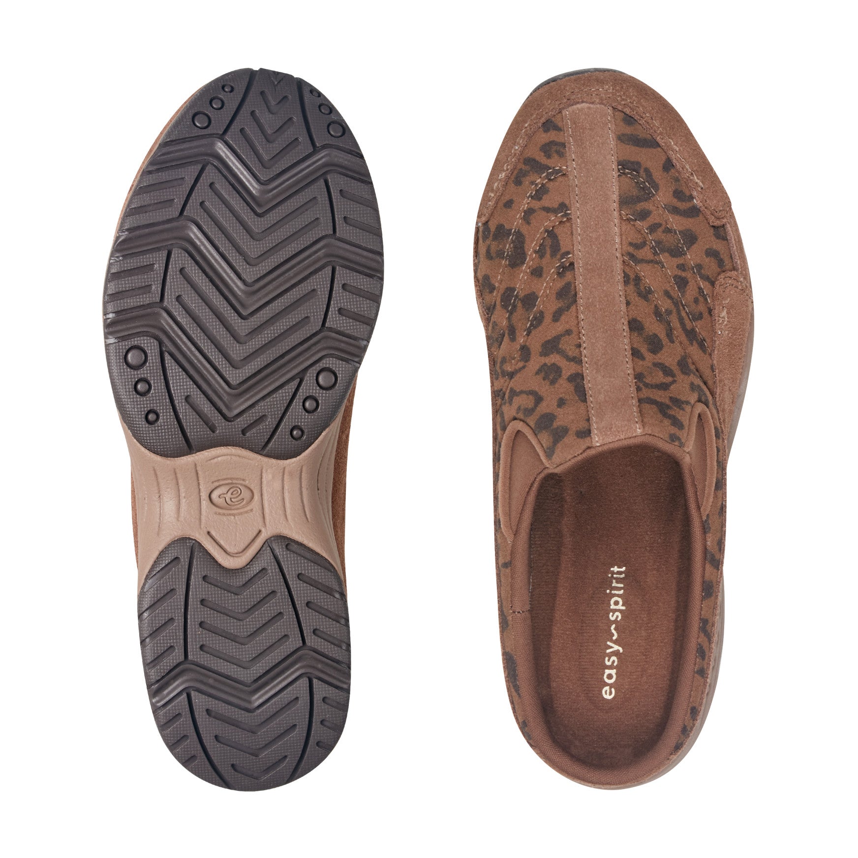 Easy Spirit Traveltime Clogs - Leopard