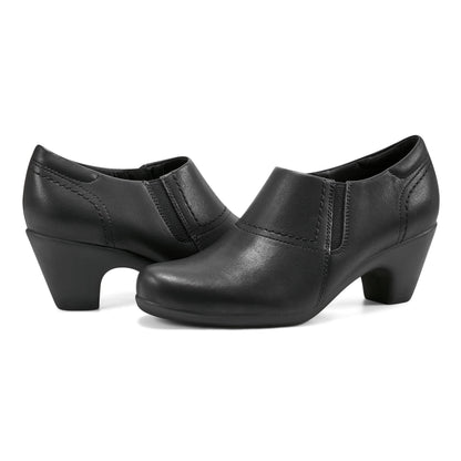 Easy Spirit Caine Round Toe Shooties - Black